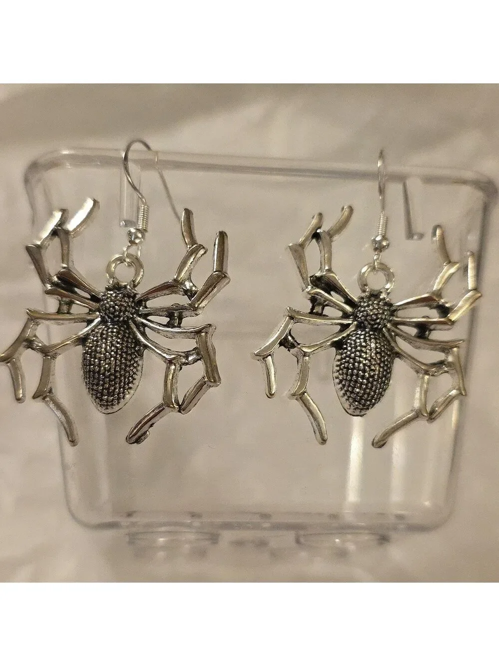 SPIDER Earrings POSHER Favorite